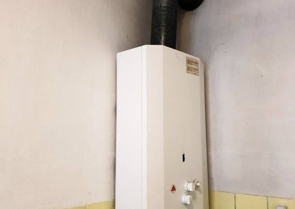 2-podlažný rodinný dom 320 m2 s pozemkom 1518 m2 - Bzince p. Javorinou