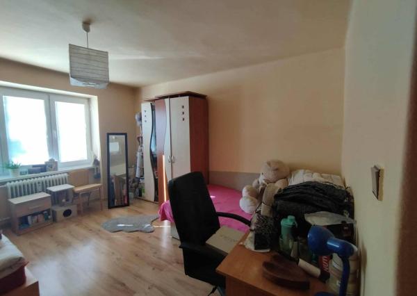 Exkluzívna ponuka – 2-izbový byt v tehlovom dome v centre mesta Levice