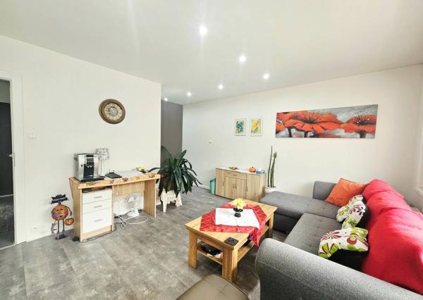 Prenájom 2-izbového bytu, Štvrť SNP , Trenčianske Teplice 