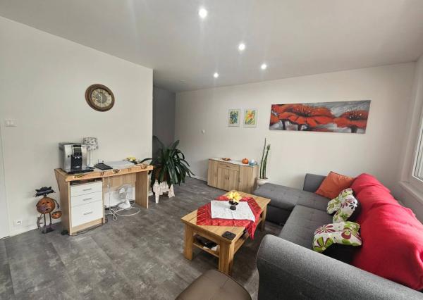 Prenájom 2-izbového bytu, Štvrť SNP , Trenčianske Teplice 