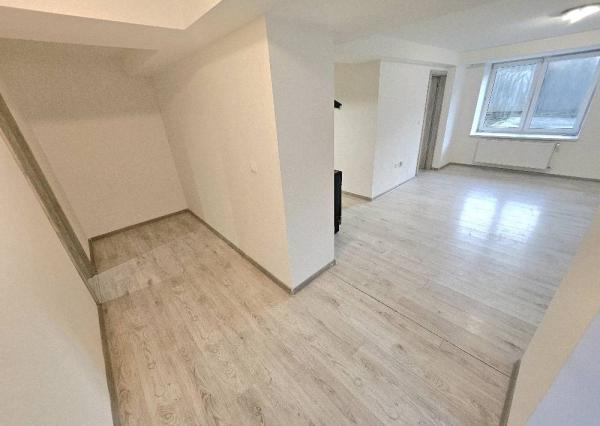 3 izbový byt Bánovce nad Bebravou /CENTRUM/ 57 m2/ S POZEMKOM 77 m2