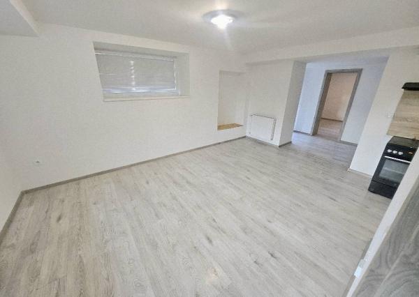 3 izbový byt Bánovce nad Bebravou /CENTRUM/ 57 m2/ S POZEMKOM 77 m2