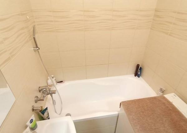 REZERVOVANÉ Veľký 3 izbový byt 74 m2 v blízkosti parku, Nitra 