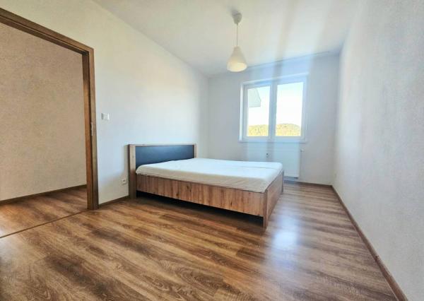 3 izbový moderný byt v obci Motešice + parkovacie miesto 