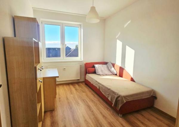 3 izbový moderný byt v obci Motešice + parkovacie miesto 