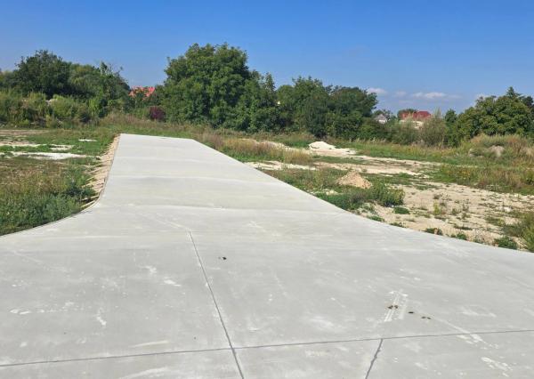 PREDAJ STAVEBNÝ POZEMOK 409 M² BOROVCE /VODA, ELEKTRINA, KANALIZÁCIA/