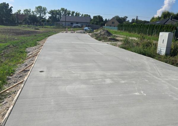 PREDAJ STAVEBNÝ POZEMOK 409 M² BOROVCE /VODA, ELEKTRINA, KANALIZÁCIA/