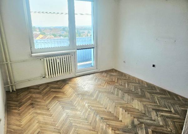 3 izbový byt Bánovce nad Bebravou - 76 m2/ SEVER / BALKÓN/ PIVNICA