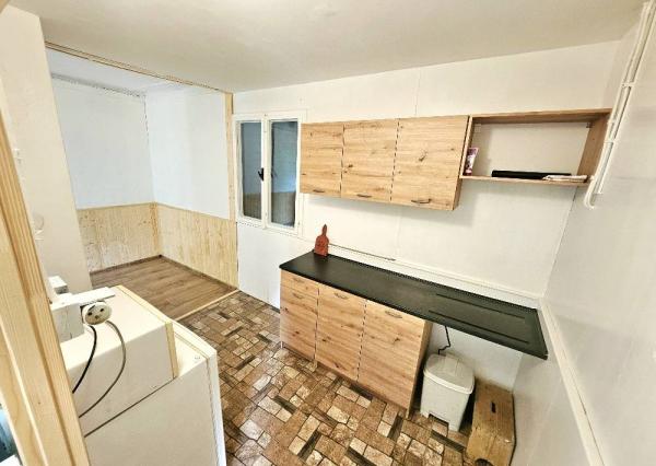 REKREAČNÁ CHATA-34m2 /UHROVEC- STRIEBORNICA/POZEMOK 491 m