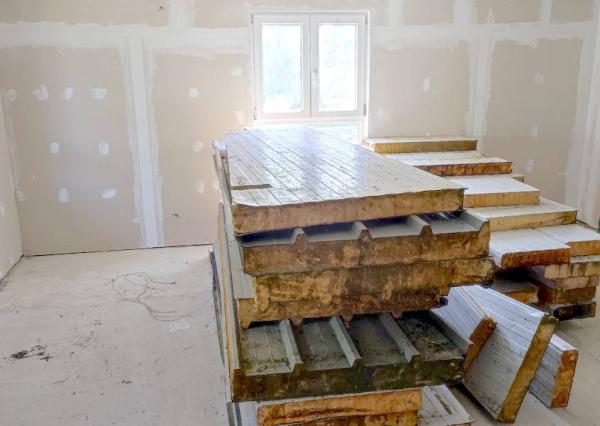 Rekreačný pozemok s chatou so súpisným číslom, Moravany nad Váhom