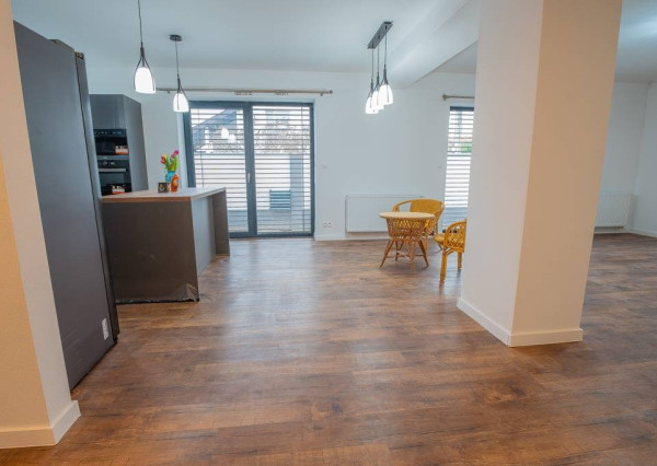 6-izbový RD, 235 m², pozemok 672 m², klimatizovaný, novostavba 2023