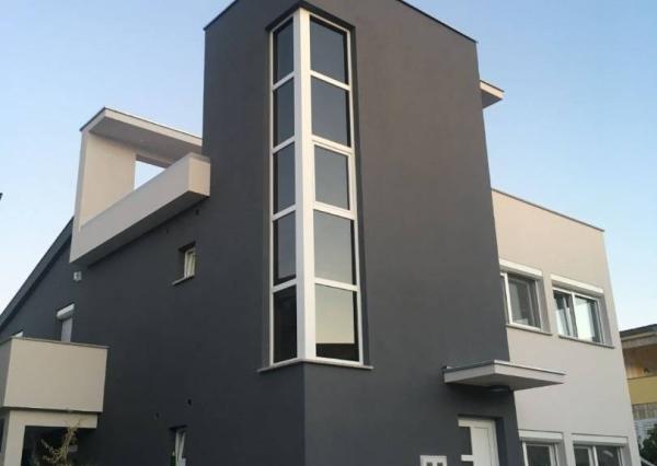 OSTROV VIR, luxusná  2-podlažná apartmánová villa v blízkosti pláže