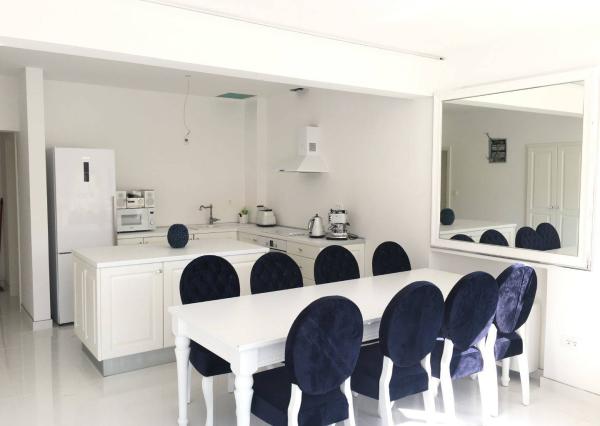 OSTROV VIR, luxusná  2-podlažná apartmánová villa v blízkosti pláže