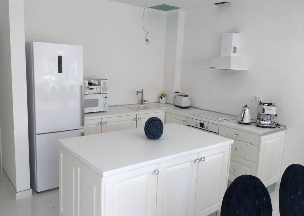 OSTROV VIR, luxusná  2-podlažná apartmánová villa v blízkosti pláže