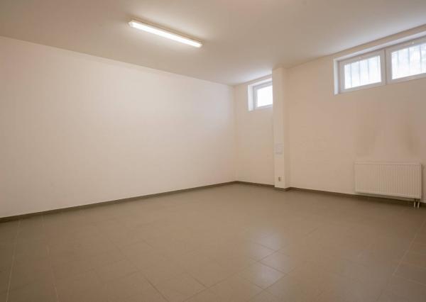 Na prenájom priestor, 104 m², Pribylinska ul, Žabí Majer, ihneď voľný