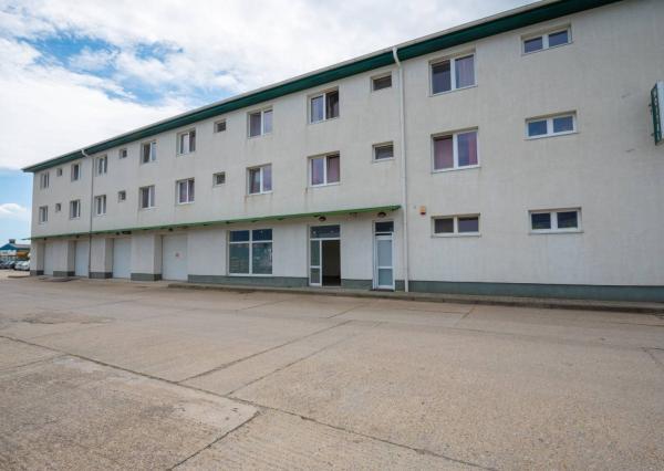 Na prenájom priestor, 104 m², Pribylinska ul, Žabí Majer, ihneď voľný