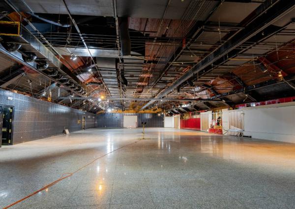 Obchodný priestor, 1207 m², Cintorínska ul, BA–I Staré Mesto