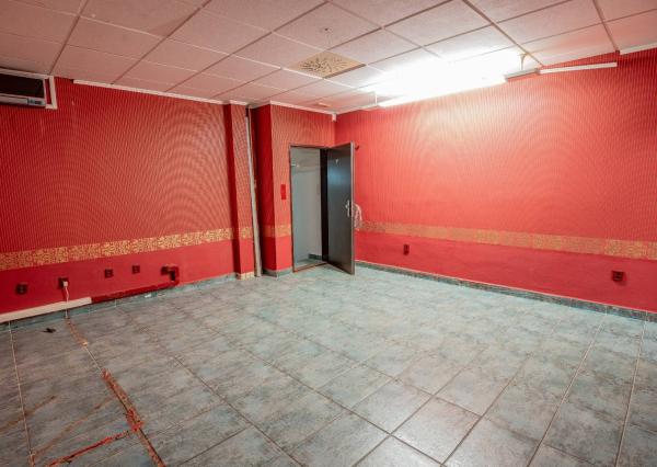 Obchodný priestor, 1207 m², Cintorínska ul, BA–I Staré Mesto