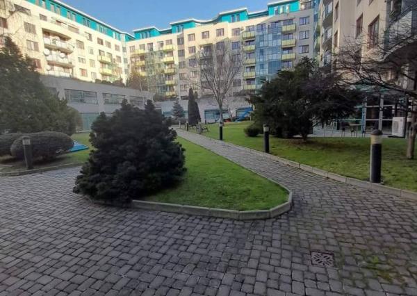 Na predaj obchodný priestor v polyfunkčnej budove, Vajnorská ul.