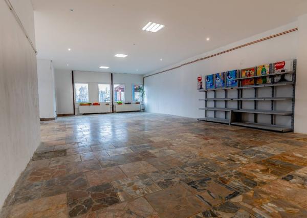 Na predaj obchodný priestor, 169 m², Rybničná ulica, BA – Vajnory, 