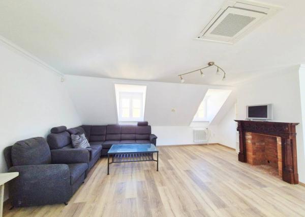 Na prenájom nádherný a štýlový 4-izbový byt, Klariská ulica, ihneď 