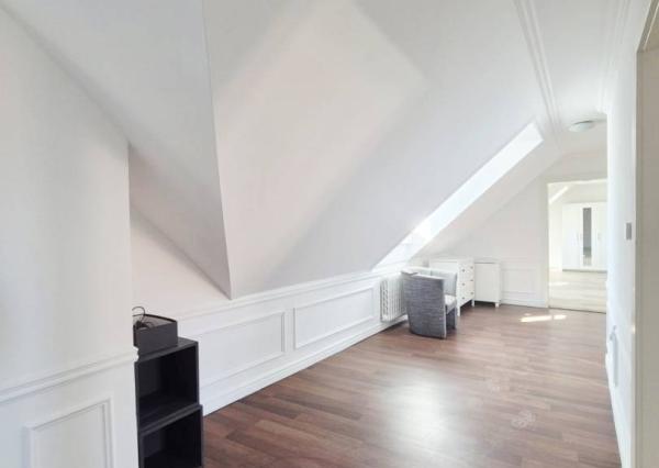 Na prenájom nádherný a štýlový 4-izbový byt, Klariská ulica, ihneď 