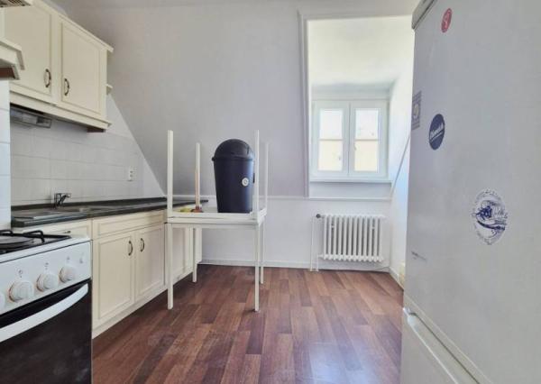 Na prenájom nádherný a štýlový 4-izbový byt, Klariská ulica, ihneď 