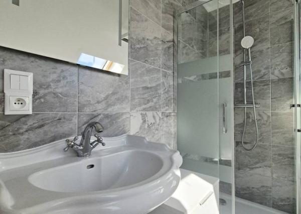 Na prenájom nádherný a štýlový 4-izbový byt, Klariská ulica, ihneď 