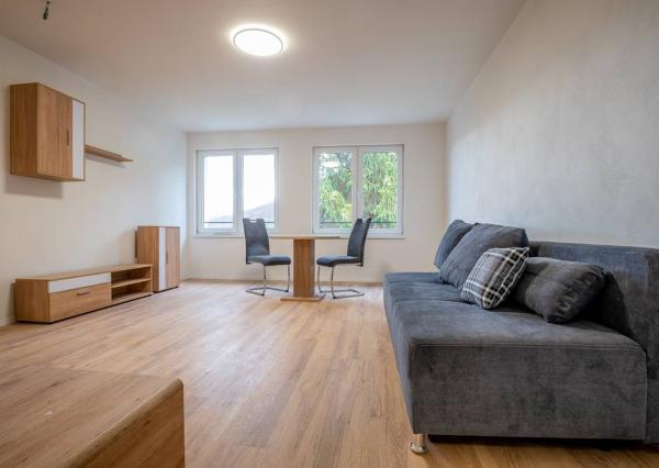 Štýlový 1-izbový byt v novostavbe s parkovacím miestom – Partizánske, 