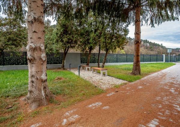 Štýlový 1-izbový byt v novostavbe s parkovacím miestom – Partizánske, 