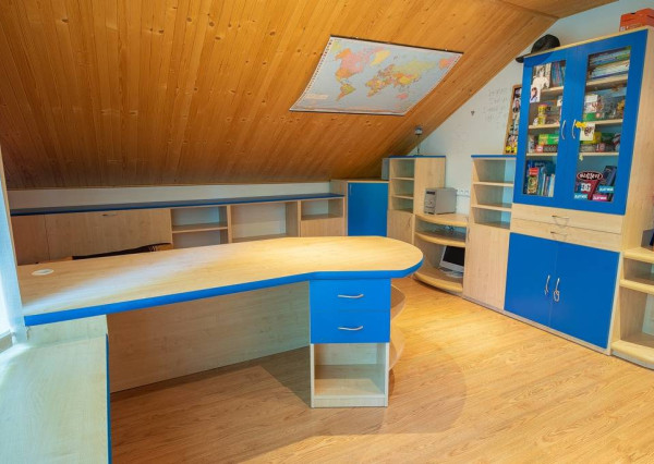 Krásny 7-izbový RD, 328 m² + 1389 m² pozemok, Trebostovo, okres Martin