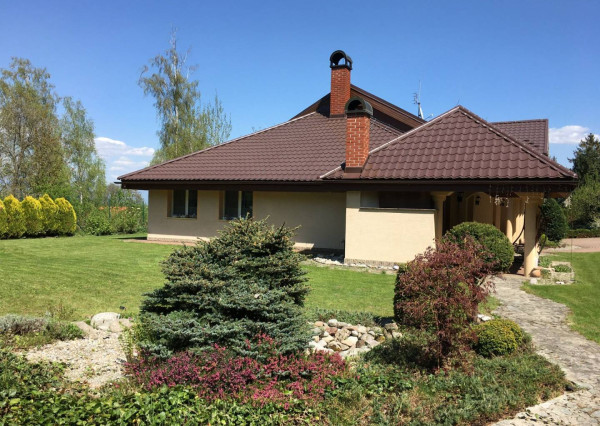 Krásny 7-izbový RD, 328 m² + 1389 m² pozemok, Trebostovo, okres Martin