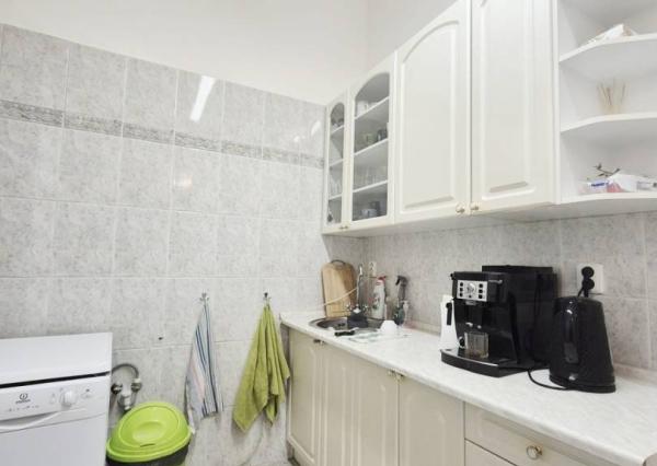 Na prenájom administratívny priestor, 137 m², Jakubovo nám., Staré Mes