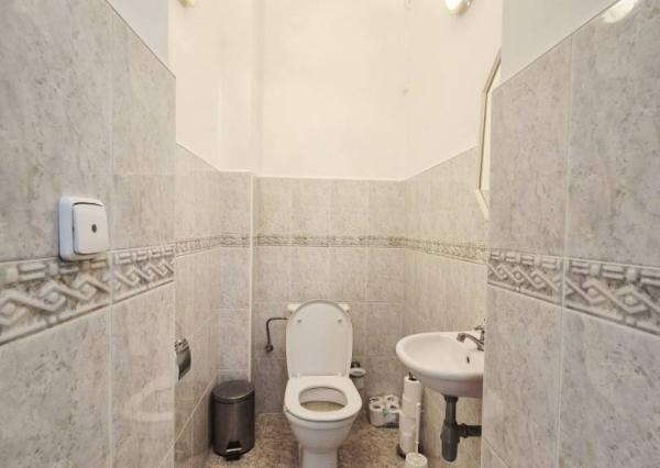 Na prenájom administratívny priestor, 137 m², Jakubovo nám., Staré Mes