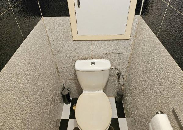 3 izbový byt Bánovce nad Bebravou / CENTRUM / LOGGIA / KOMPLETNÁ REKO