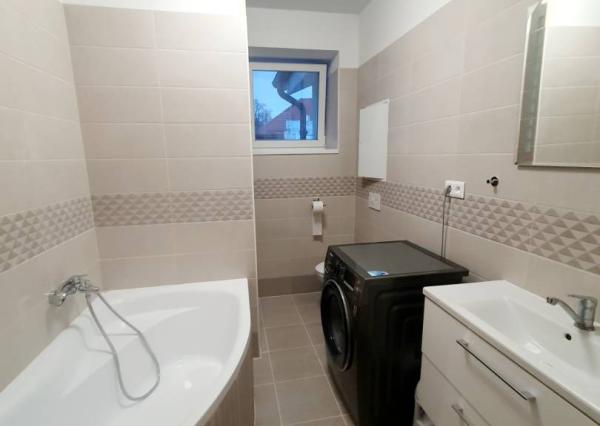 2 izbový byt v obci Motešice - prenájom 