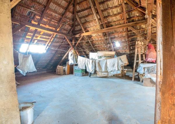 Priestranný rodinný dom s veľkým pozemkom – Bernolákova, Šaľa  