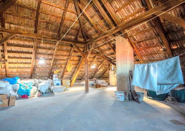 Priestranný rodinný dom s veľkým pozemkom – Bernolákova, Šaľa  