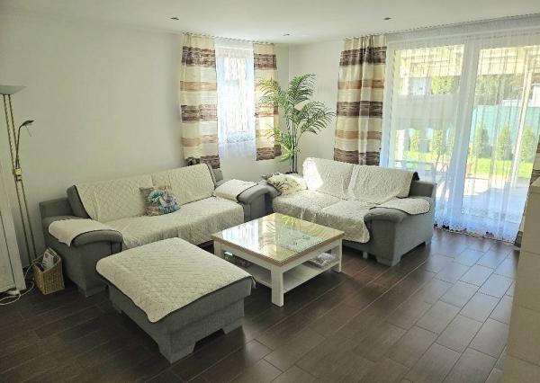 RODINNÝ DOM - PODLUŽANY - 4 IZBOVÝ -148 M2 NA POZEMKU 1049 M2