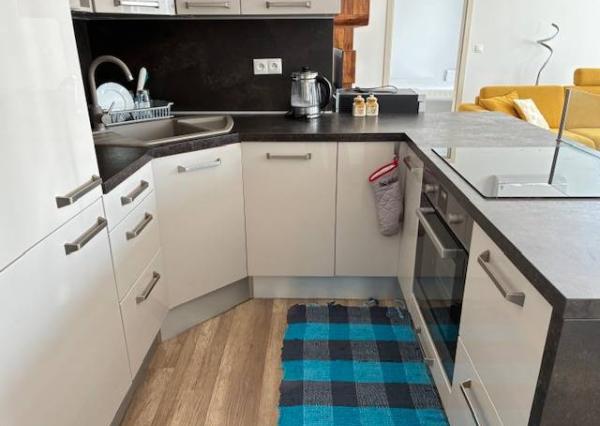 Predám 3 izbový byt Trenčianske Teplice, Terasa a Parkovacie miesto