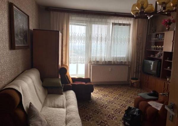 Predám 2 izbový byt Dubnica nad Váhom, 53 m2