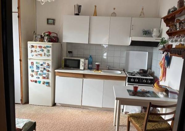 Predám 2 izbový byt Dubnica nad Váhom, 53 m2