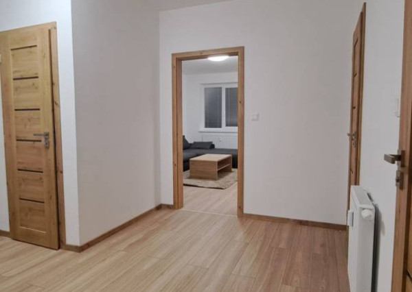 Prenájom 2 izbového bytu v novostavbe, Dubnica nad Váhom, 66 m2