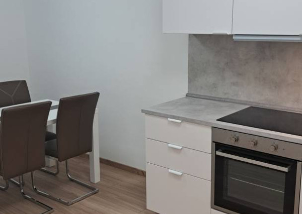 Prenájom 2 izbového bytu v novostavbe, Dubnica nad Váhom, 66 m2