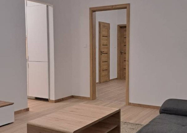 Prenájom 2 izbového bytu v novostavbe, Dubnica nad Váhom, 66 m2