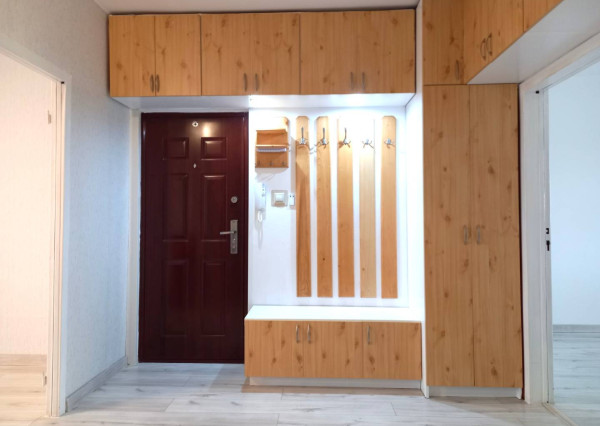 Na prenájom 4 izbový byt v centre Dubnice nad Váhom