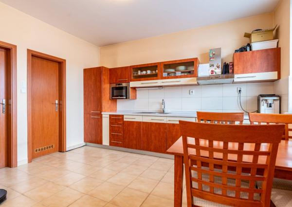 Krásny 2-izbový byt s lodžiou, 75 m²,Tomášikova ul, od 02/26