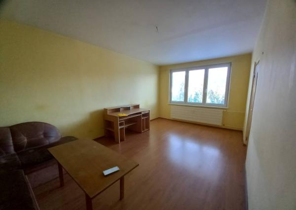 *REZERVOVANÉ* Veľký slnečný 3,5 izbový byt, Dubnica nad Váhom (Rozptyl