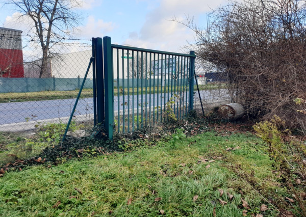 Na predaj záhrada o výmere 784 m2 - Nové Mesto n/V