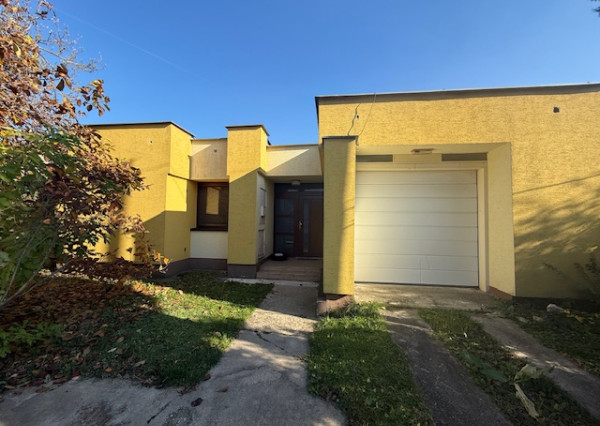 Rodinný dom 5 izieb, Trnava, Átriová